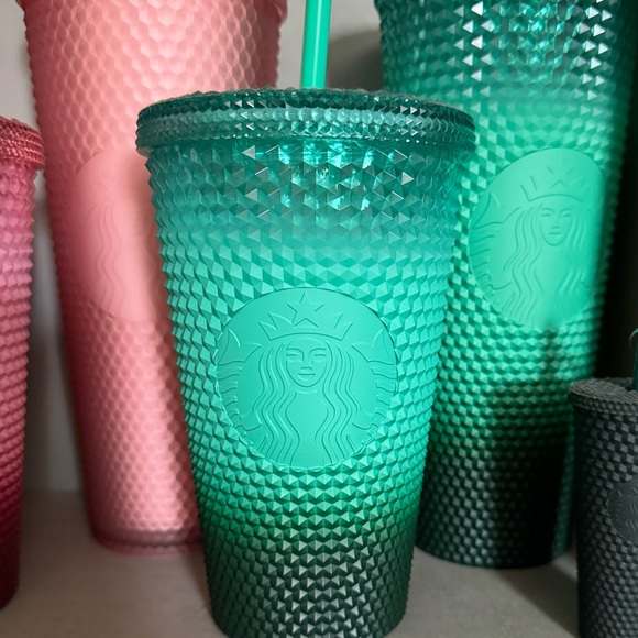 Starbucks - Picture 3 of 3